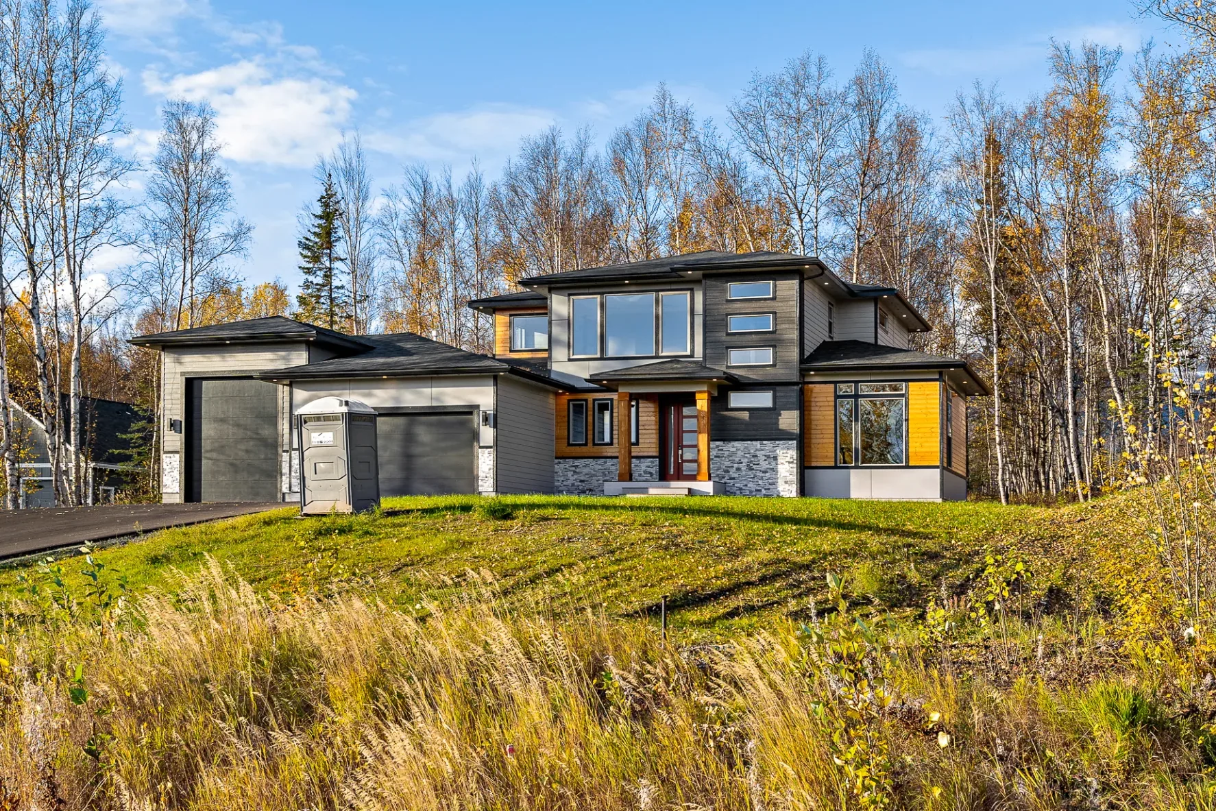Seldon Ridge exterior