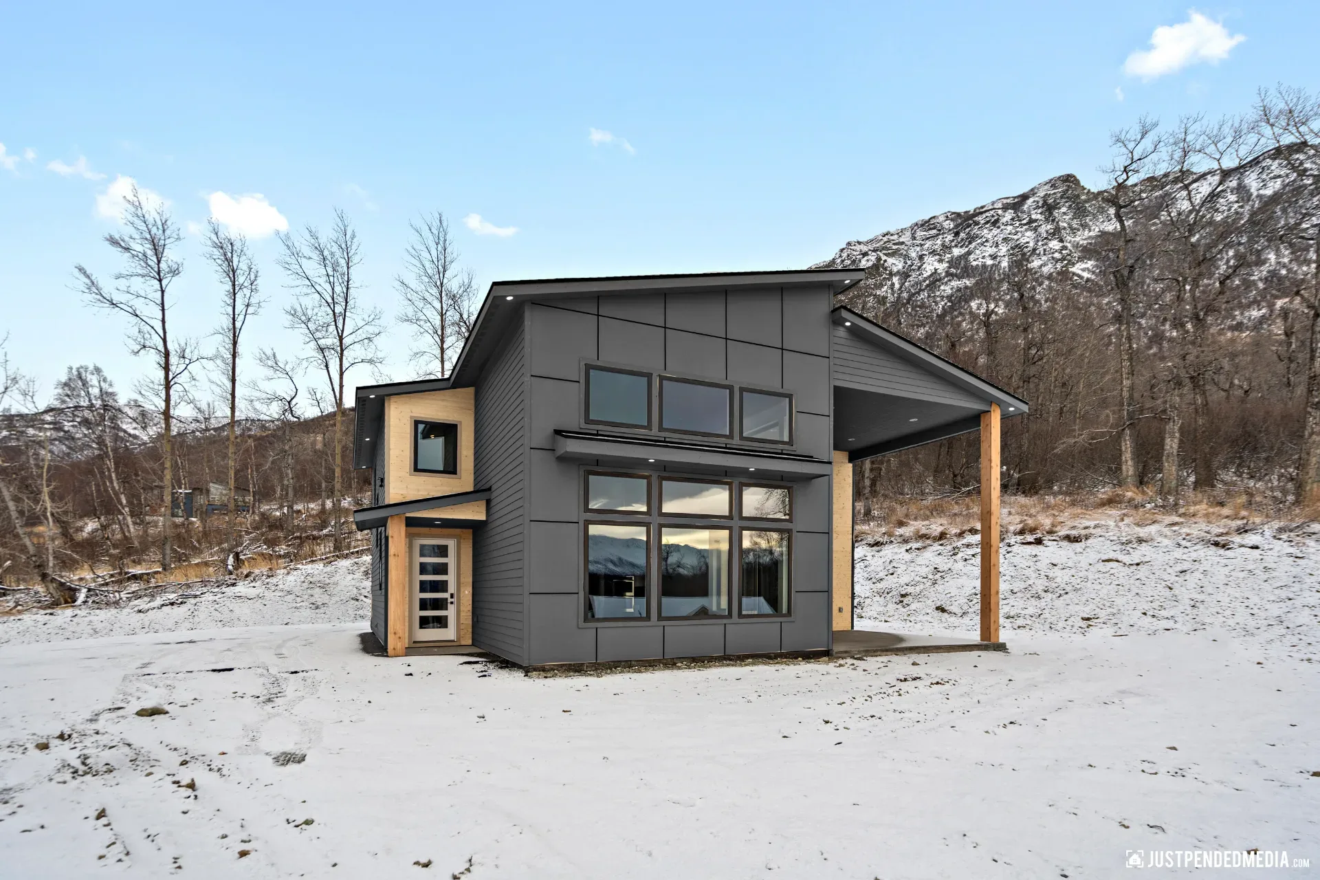 The Timberline exterior